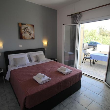 Tony'S Apartments Agios Georgios  Ngoại thất bức ảnh