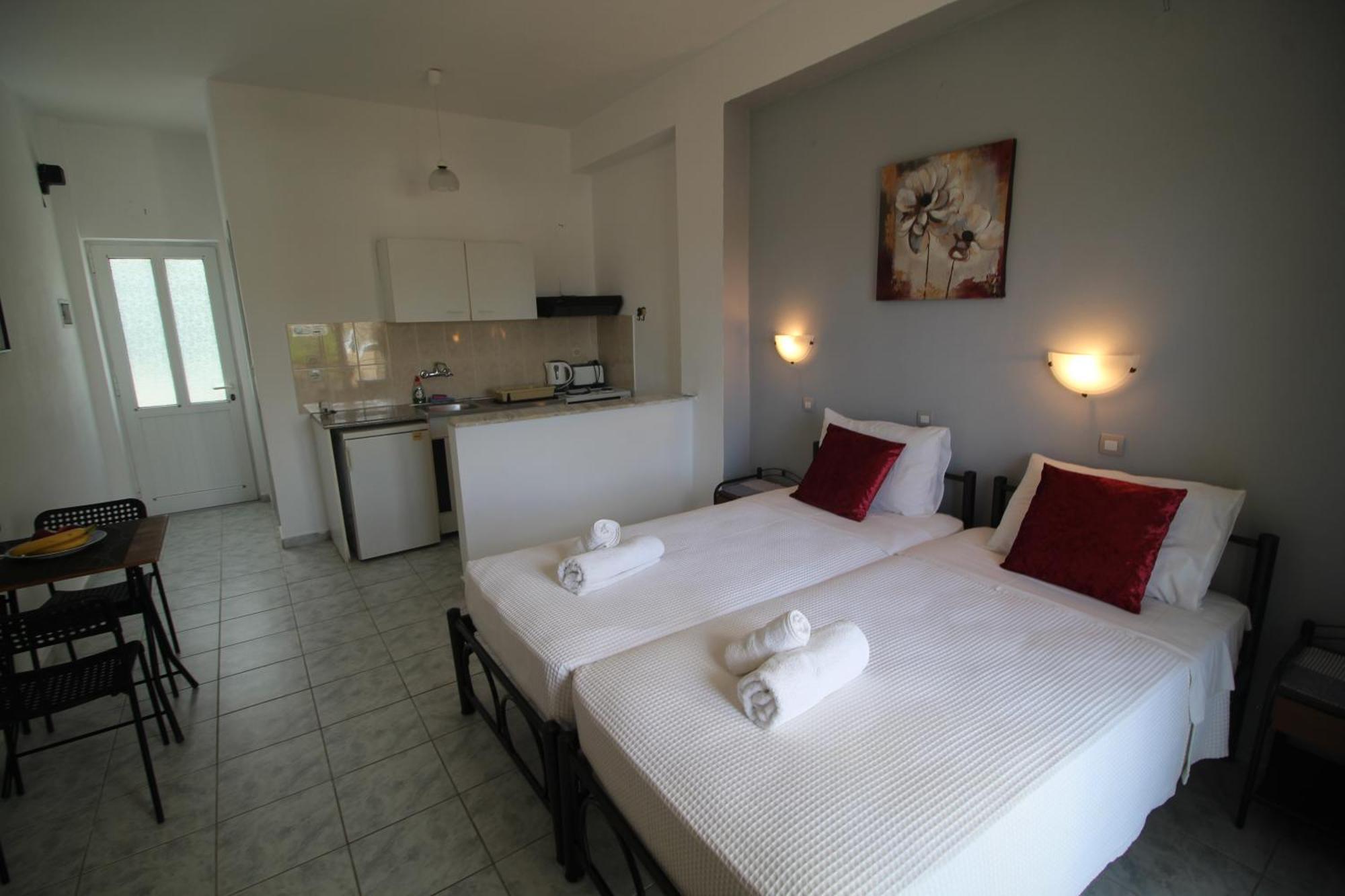 Tony'S Apartments Agios Georgios  Ngoại thất bức ảnh
