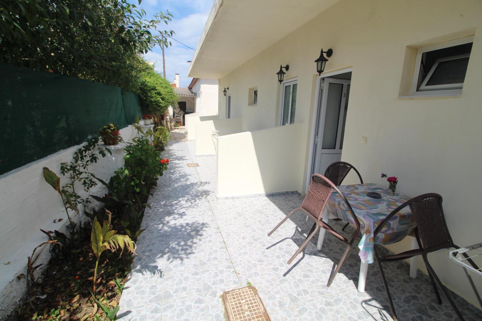 Tony'S Apartments Agios Georgios  Ngoại thất bức ảnh