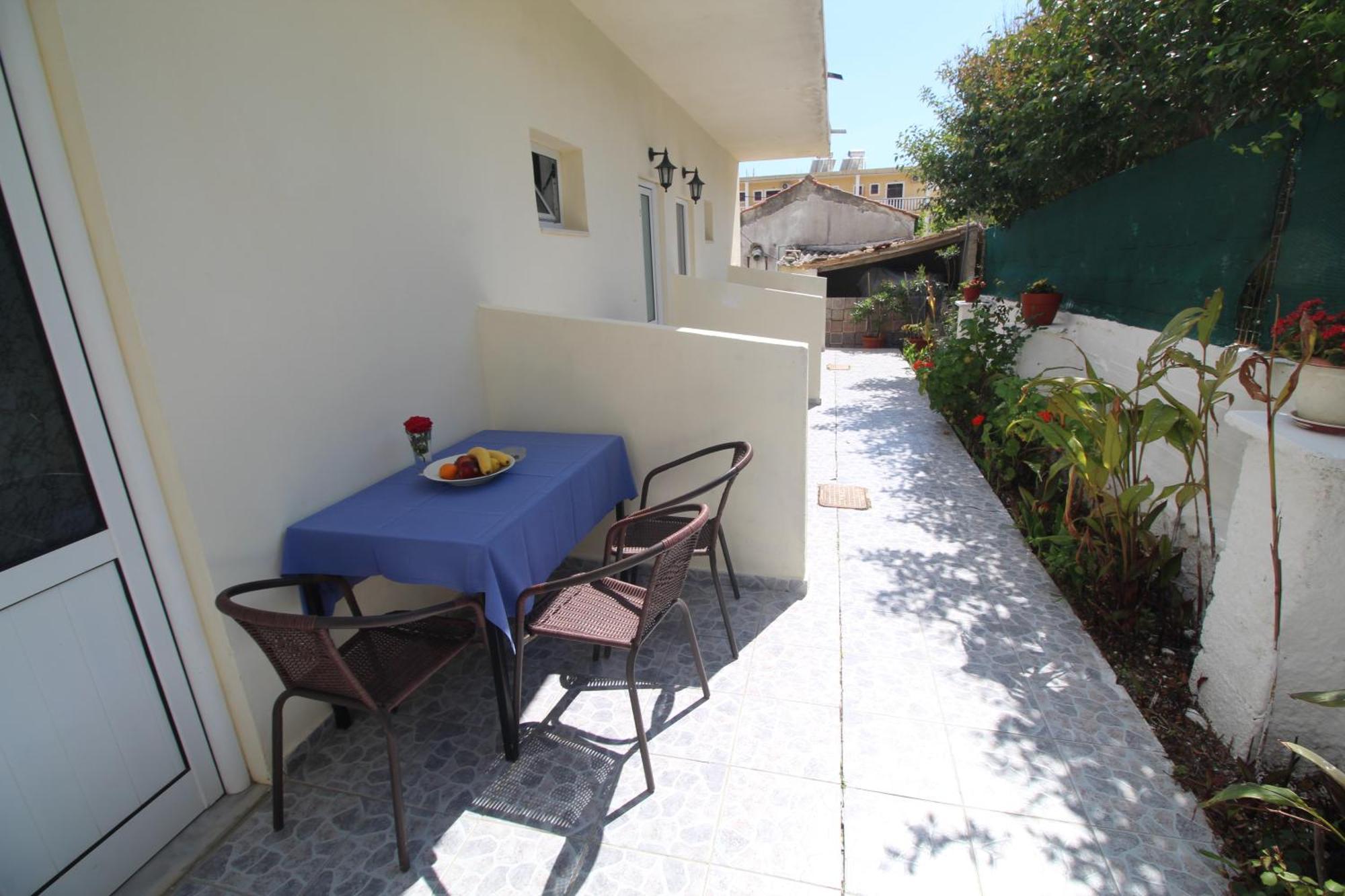 Tony'S Apartments Agios Georgios  Ngoại thất bức ảnh