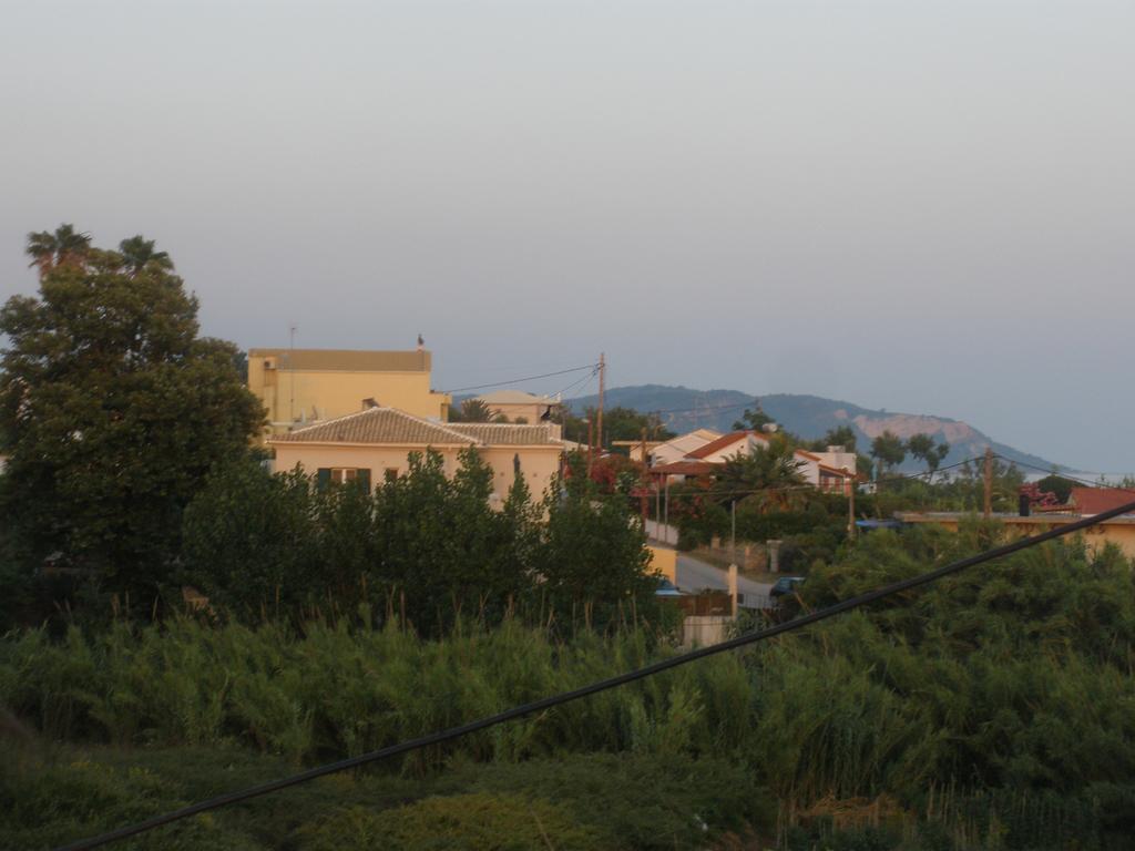 Tony'S Apartments Agios Georgios  Ngoại thất bức ảnh