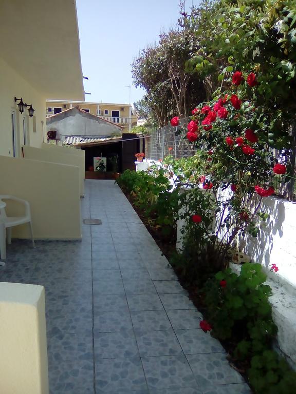 Tony'S Apartments Agios Georgios  Ngoại thất bức ảnh