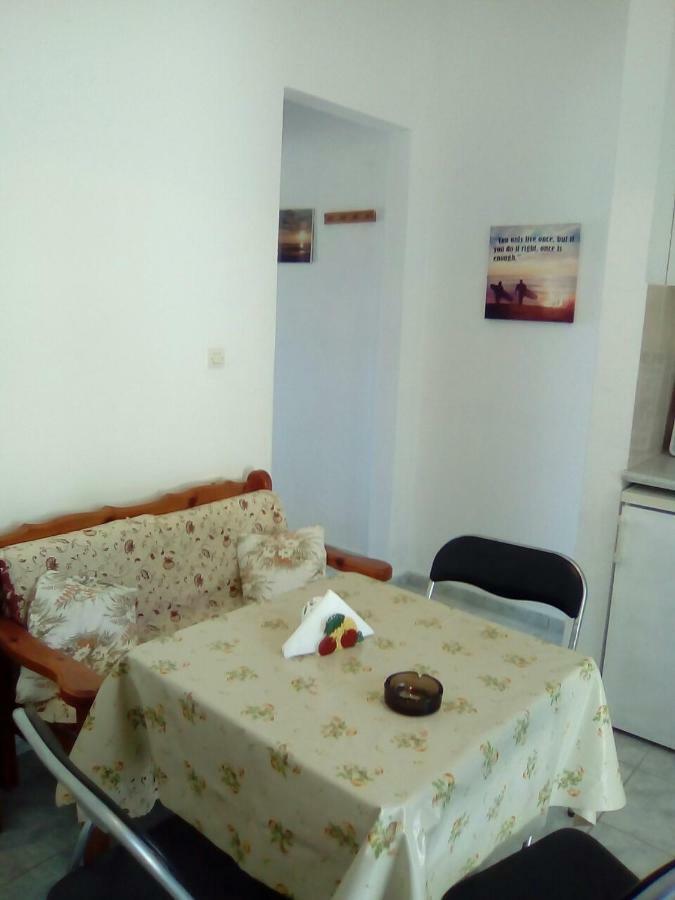 Tony'S Apartments Agios Georgios  Ngoại thất bức ảnh
