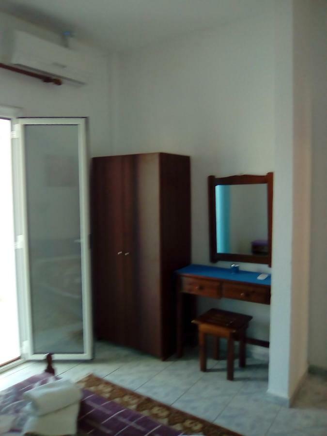 Tony'S Apartments Agios Georgios  Ngoại thất bức ảnh